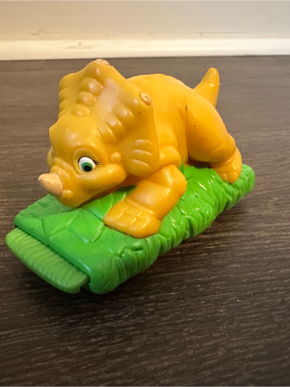 Burger King 1997 The Land Before Time Kid's Club Toy